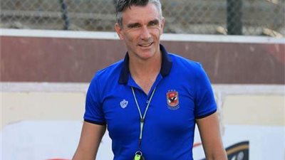 كارتيرون يخصص فقرة خاصة لركلات الترجيح في مران الأهلي