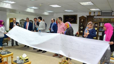 محافظ سوهاج يلتقي مدير وحدة التنفيذ ببرنامج تنمية صعيد مصر