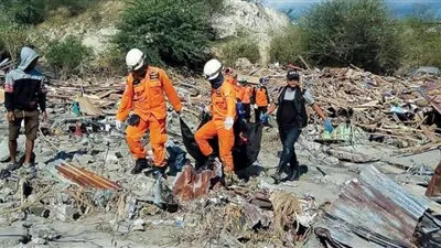 ارتفاع حصيلة قتلى زلزال وتسونامي إندونيسيا لـ 2045 شخصًا