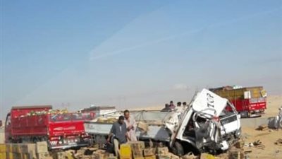 إصابه 3 أشخاص في حادث تصادم  بـ