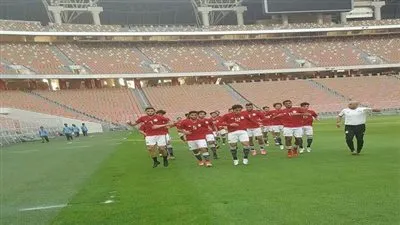 شوقي غريب يختار 24 لاعبا للسفر الي الإمارات