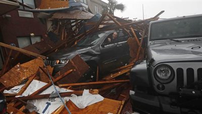 مصرع شخصين جراء إعصار مايكل فى فلوريدا