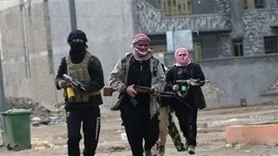 مسلحون مجهولون يقتلون ضابطًا ويخطفون 3 جنود العراق