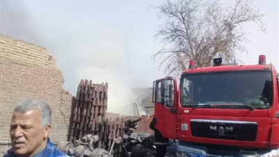 السيطرة على حريق في معرض للأجهزة الكهربائية بشبين القناطر