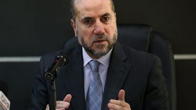 مستشار عباس: حماس أداة لتنفيذ صفقة القرن