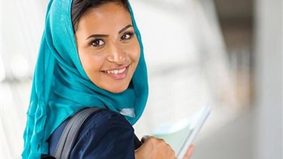 للمرأة العاملة.. اعتمدي ألوان أحمر الشفاه من السعوديات