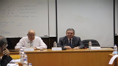 وزير قطاع الأعمال يطلق أول برنامج تدريبي لمحاسبة التكاليف بالشركات التابعة 