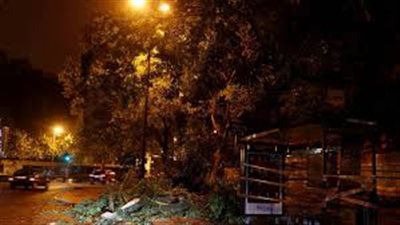 إصابة 27 شخصا وإظلام مئات آلاف المنازل فى البرتغال بسبب العاصفة ليزلى