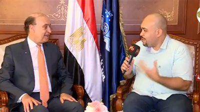 مميش: قناة السويس حققت ضعف إيرادات العام الماضي