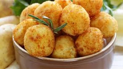 طريقة تحضير كرات البطاطس المقلية