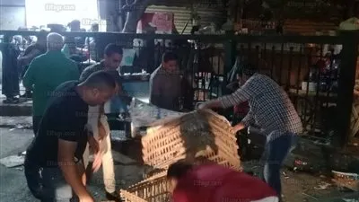 شرطة مرافق الجيزة تغلق المقاهي غير المرخصة بالجيزة (صور)