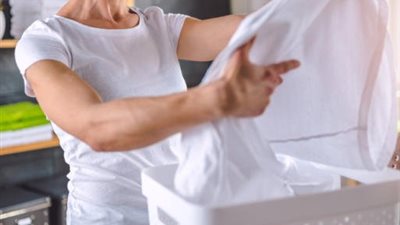 نصائح في التدبير المنزلي.. هكذا تنظفين الملابس البيضاء
