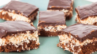 طريقة عمل كيكة الباونتي