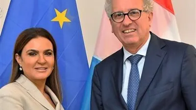 مصر ولوكسمبورج يتفقان على اقامة لجنة مشتركة لزيادة الاستثمارات المشتركة