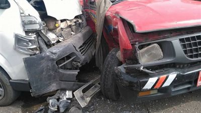 إصابة 5 أشخاص في حادث تصادم سيارتين بمركز بدر بالبحيرة