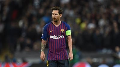 برشلونة يرد على مارادونا بعد تصريحاته ضد ميسي