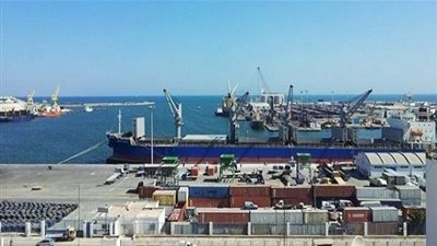 توقيف 5 أشخاص من بينهم طفلان إعتزموا إجتياز الحدود البحريّة خلسة عبر ميناء حلق الوادي‎