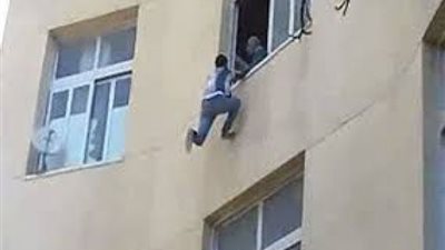 تعرف على حقيقة إلقاء طالب من شباك مدرسة في كفر الشيخ   