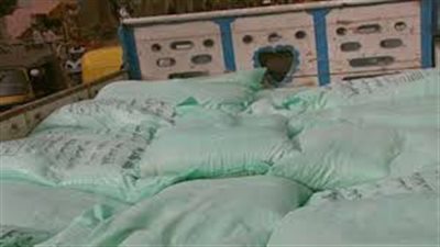 ضبط طن دقيق بلدي مدعم قبل تهريبه للسوق السوداء 
