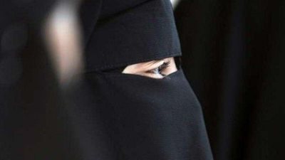 رسميا.. الحكومة الجزائرية تمنع ارتداء النقاب في أماكن العمل