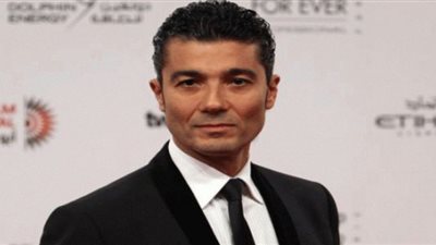 جولة مع الفنانين.. خالد النبوى عن حملة التبرع بالدم: موعدنا 20 أكتوبر