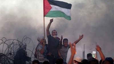 إصابة 8 فلسطينيين برصاص الاحتلال الإسرائيلى شرق غزة