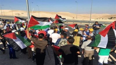 استهداف المعتصمين بغاز 