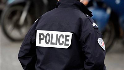 عقوبة رادعة.. مُخالفة مرور تدفع شرطي لاغتصاب امرأة داخل سيارتها!