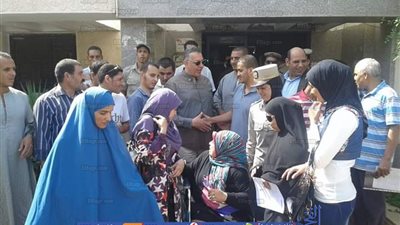 استخراج جوازات سفر مجاناً للأشخاص ذوي الإعاقة البصرية ومحافظ سوهاج يشيد بقرار وزير الداخلية (صور)