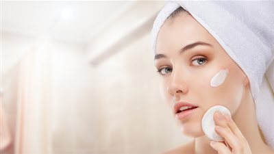 وصفة منزلية للحصول على بشرة مثالية.. جربيها