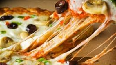 طريقة تحضير البيتزا في المنزل