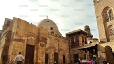 أستاذ عِمارة: 