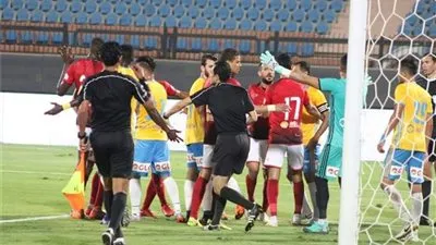 نادي عربي يقترب من خطف صفقة الأهلي المنتظرة