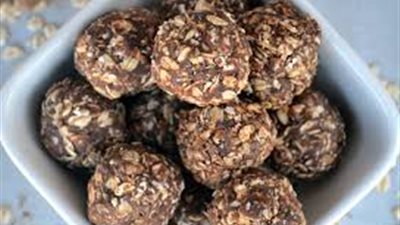 طريقة عمل كرات الشوفان بالشيكولاتة