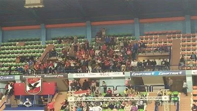 جمهور الأهلي يؤازر فريق سلة السيدات بالبطولة العربية (فيديو)