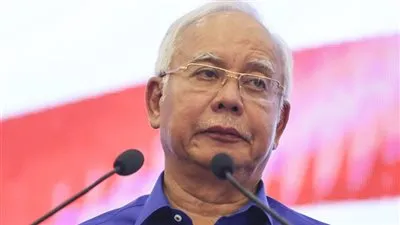 دفعة جديدة من تهم الفساد لرئيس وزراء ماليزيا السابق