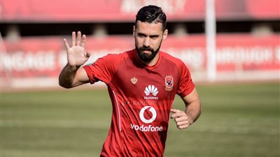 عبد الله السعيد يوجه رسالة للاعبي الأهلي قبل نهائي دوري أبطال أفريقيا (صورة)