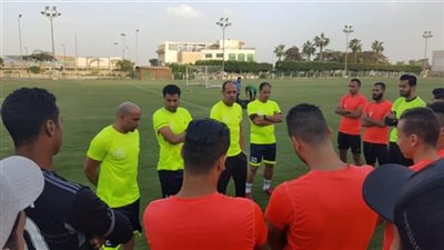 النحاس يقود مرانه الأول مع المقاولون العرب