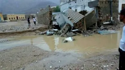 الحكومة اليمنية تخصص 3 ملايين دولار لإصلاح الأضرار الناجمة عن إعصار 