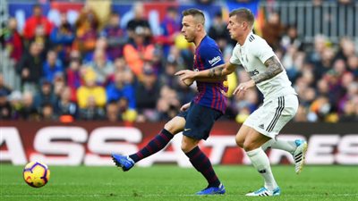 عاجل.. واحدة بواحدة.. العارضة تقف في صف ريال مدريد أمام البارسا (فيديو)