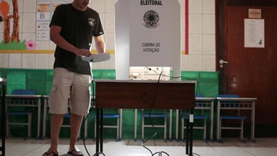 إغلاق معظم مراكز الاقتراع في البرازيل    