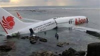 التفاصيل الكاملة لتحطم الطائرة الإندونيسية في جزيرة جاوة