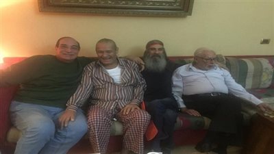 مجدي أحمد علي يزور فاروق الفيشاوي للاطمئنان عليه