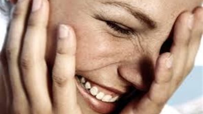 البكاء أفضل من الضحك للحد من التوتر!