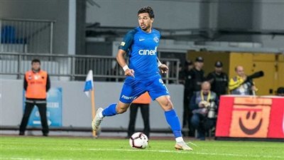 باتمان يعتدي على فريق 