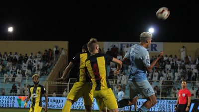 أخبار الدوري السعودي.. الباطن يتغلب على الحزم.. والفيحاء يهزم الفتح