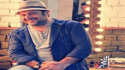 ما بين مسرحيات وأغاني وافتتاح ستوديو جديد.. عادل حقي يعيش حالة نشاط فني
