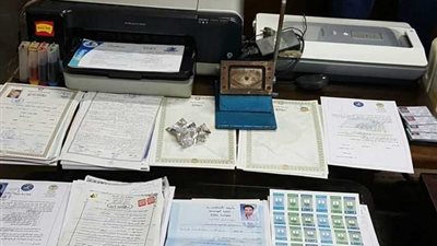 زور محررات رسمية لتعيين موظفين بالأوقاف.. السجن 6 سنوات لعامل بالشرقية