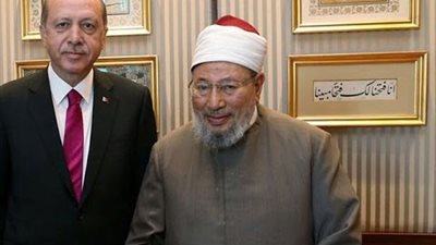 القرضاوي متغزلا بأردوغان.. 