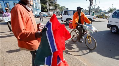 فرنسا تمنح جامبيا مساعدات مالية قدرها 30 مليون يورو لدعم الاستقرار